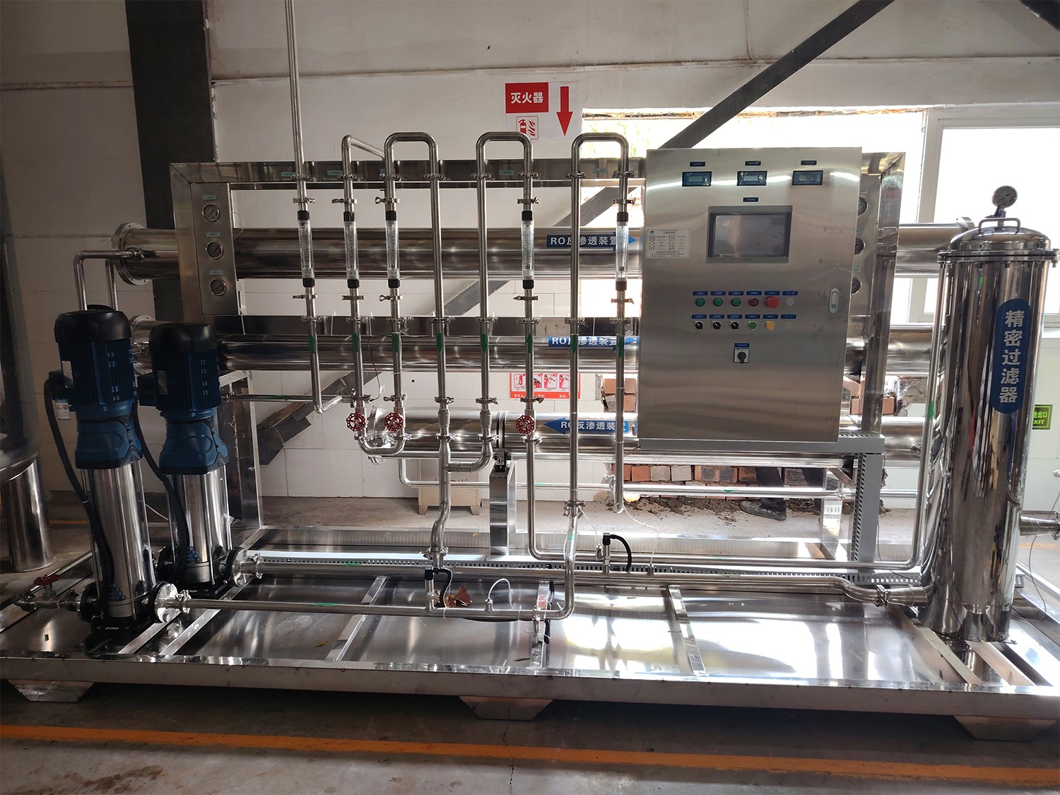 鲤城食品企业双级每小时产水3吨反渗透设备